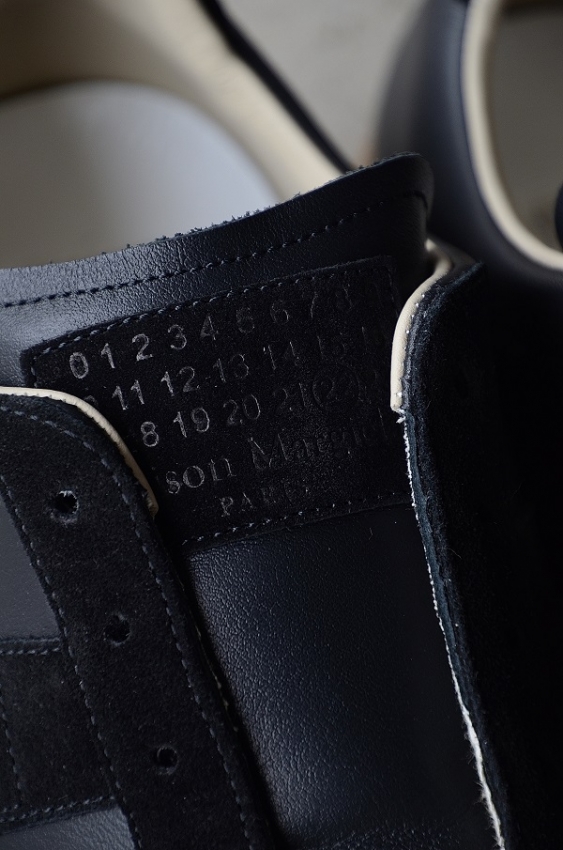 Maison Margiela】ジャーマントレーナーに新色が入荷です