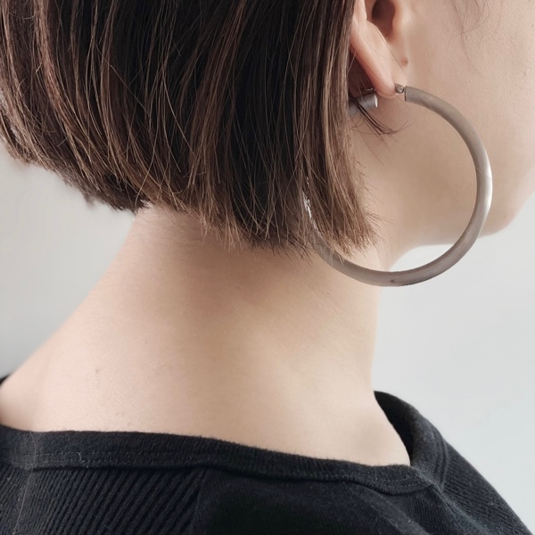 アクセサリー TOMWOOD Classic Hoops Thick Satin Medium Classic Hoop Medium - Tom Wood Project Official Online Store
