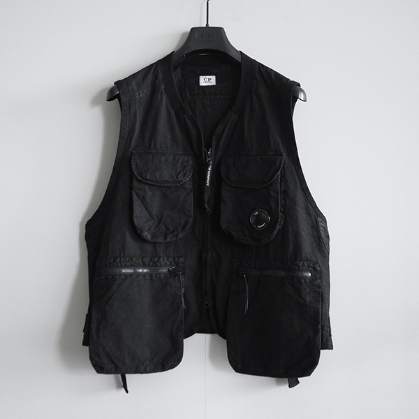 C.P. COMPANY】 シーピーカンパニーと言えば「ゴーグル」と