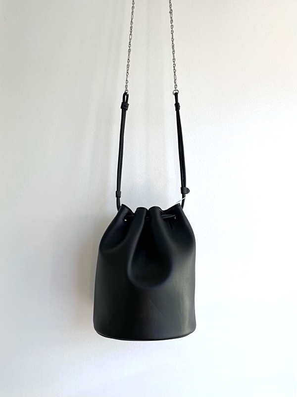 Maison Margiela TABI BUCKET BAG