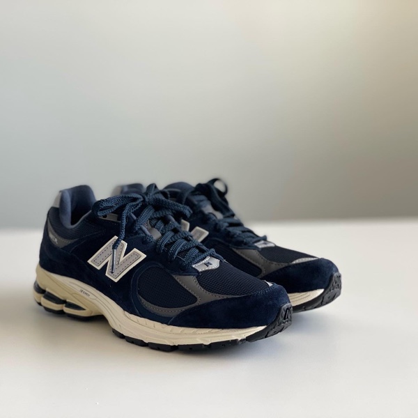 NEW BALANCE M2002R