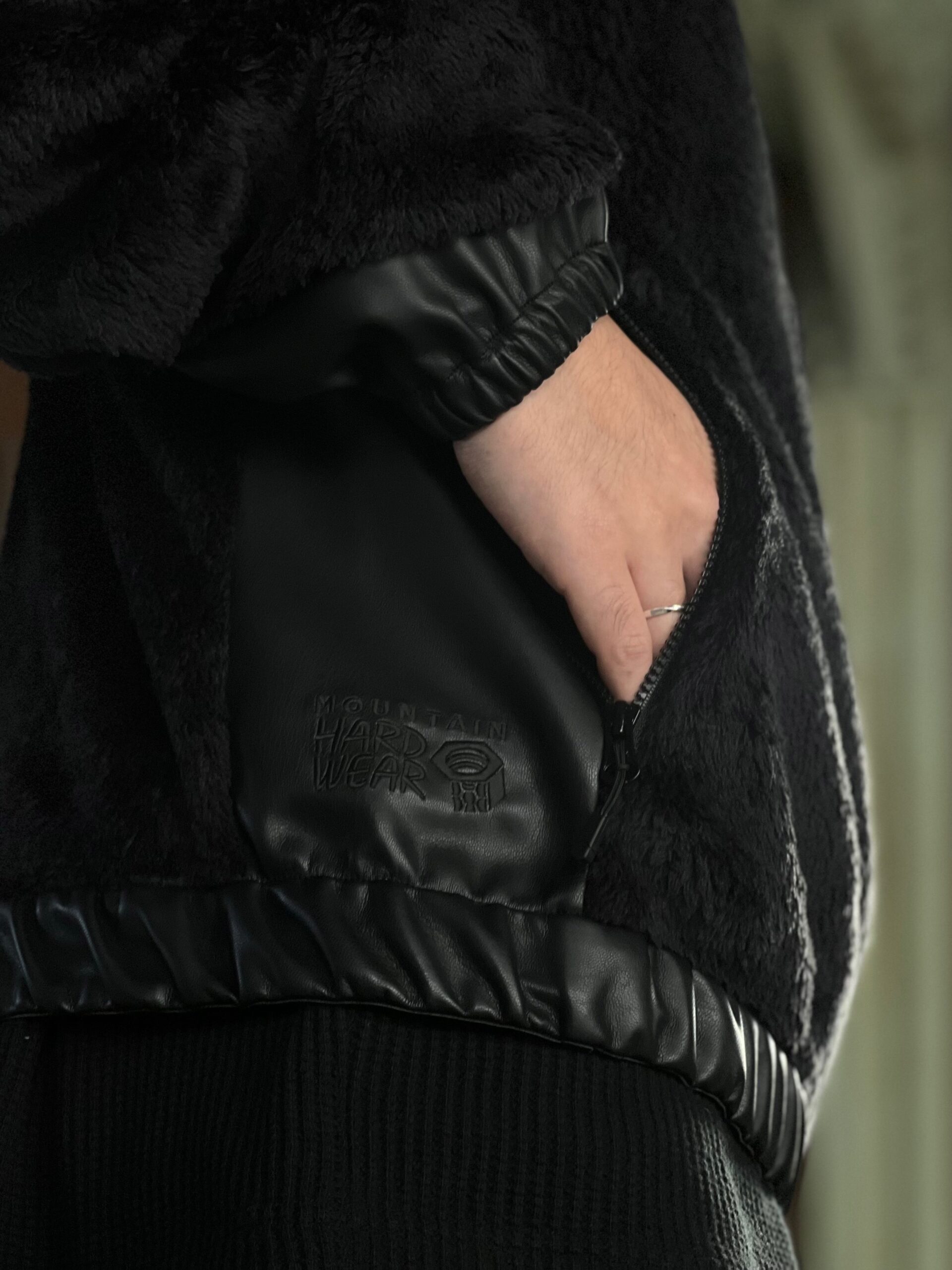 MHW City Dwellers Wind Jacket 黒 S MOUNTAIN HARDWEAR SPECIALLY FOR N.HOOLYWOOD】- CITY DWELLERS