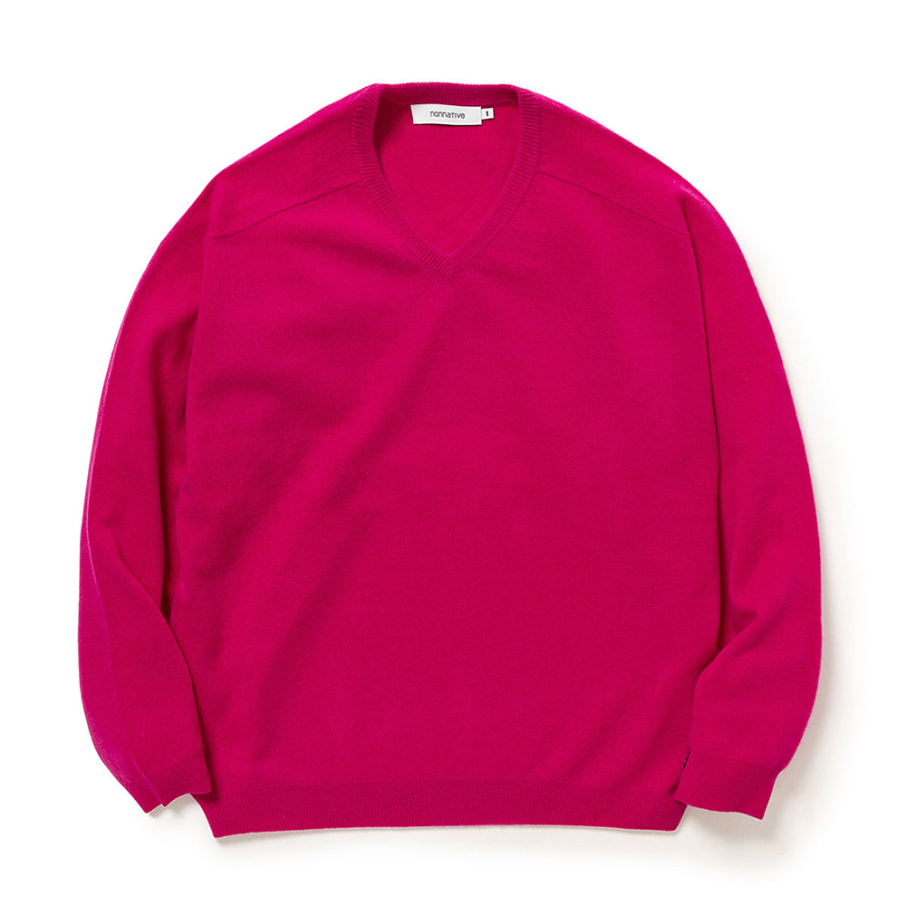 【nonnative】 －DWELLER V NECK SWEATER W/CA YARN－