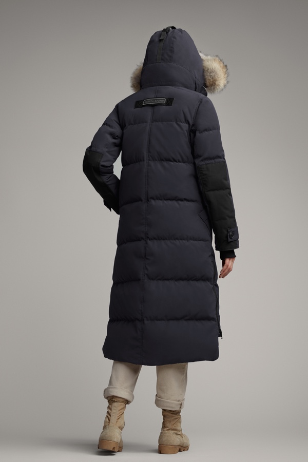 「CANADA GOOSE」ロング丈の“ALDRIDGE PARKA BLACK LABEL” | CIENTO BLOG