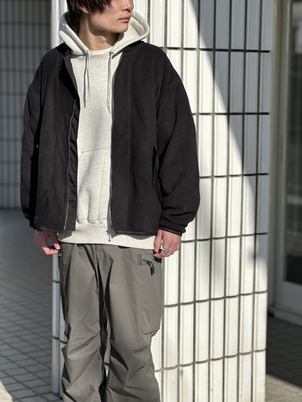 この時期のオススメのひとつ、フリースジャケット。「MR.OLIVE