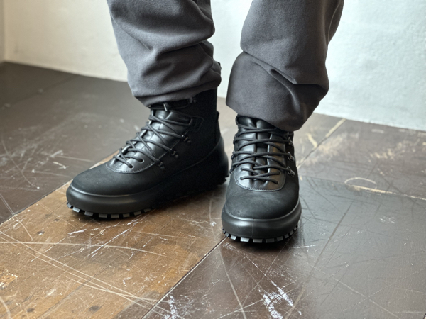 正規品 美品】STONE ISLAND ブラックハイカットブーツ - メルカリ - 靴