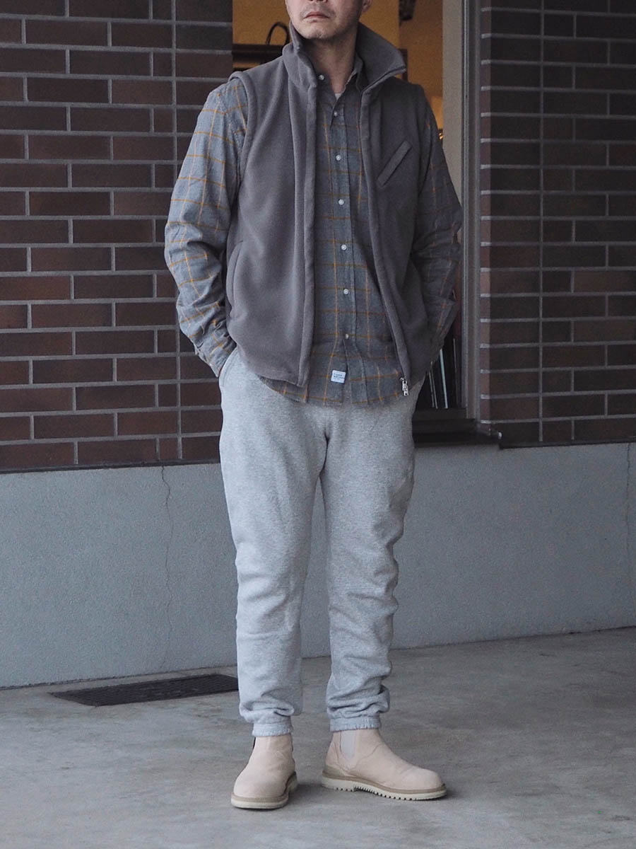 Frank&Eileen フランクアンドアイリーン FINBAR GRYY & nonnative ノンネイティブ HIKER VEST POLY FLEECE POLARTEC® CEMENT NN-V4203 & nonnative ノンネイティブ DWELLER EASY RIB PANTS COTTON SWEAT OVERDYED VW H.GRAY NN-P4135 a