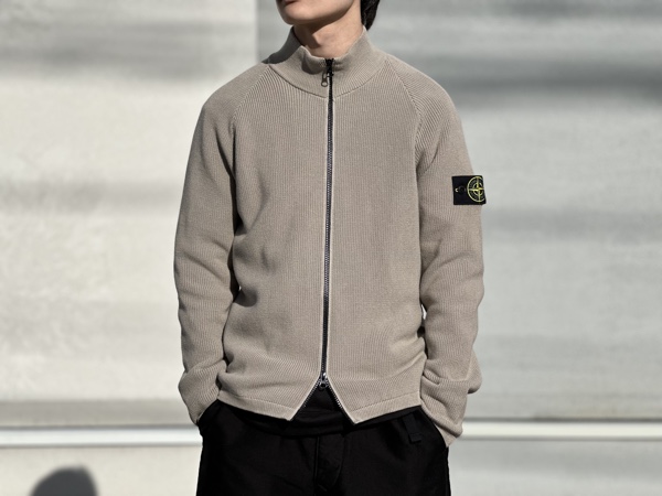 STONE ISLAND」毎シーズン即完売のフルジップニット。 | CIENTO BLOG