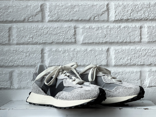 ニューバランス 2002RBK 27㎝ New Balance】“2002R BK”,“327 CA” | CIENTO BLOG