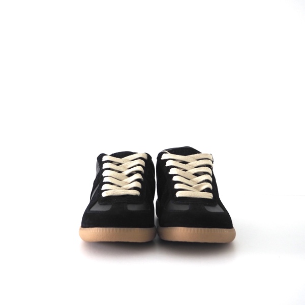 Maison Margiela】ブラックカラーのジャーマントレーナー | CIENTO BLOG
