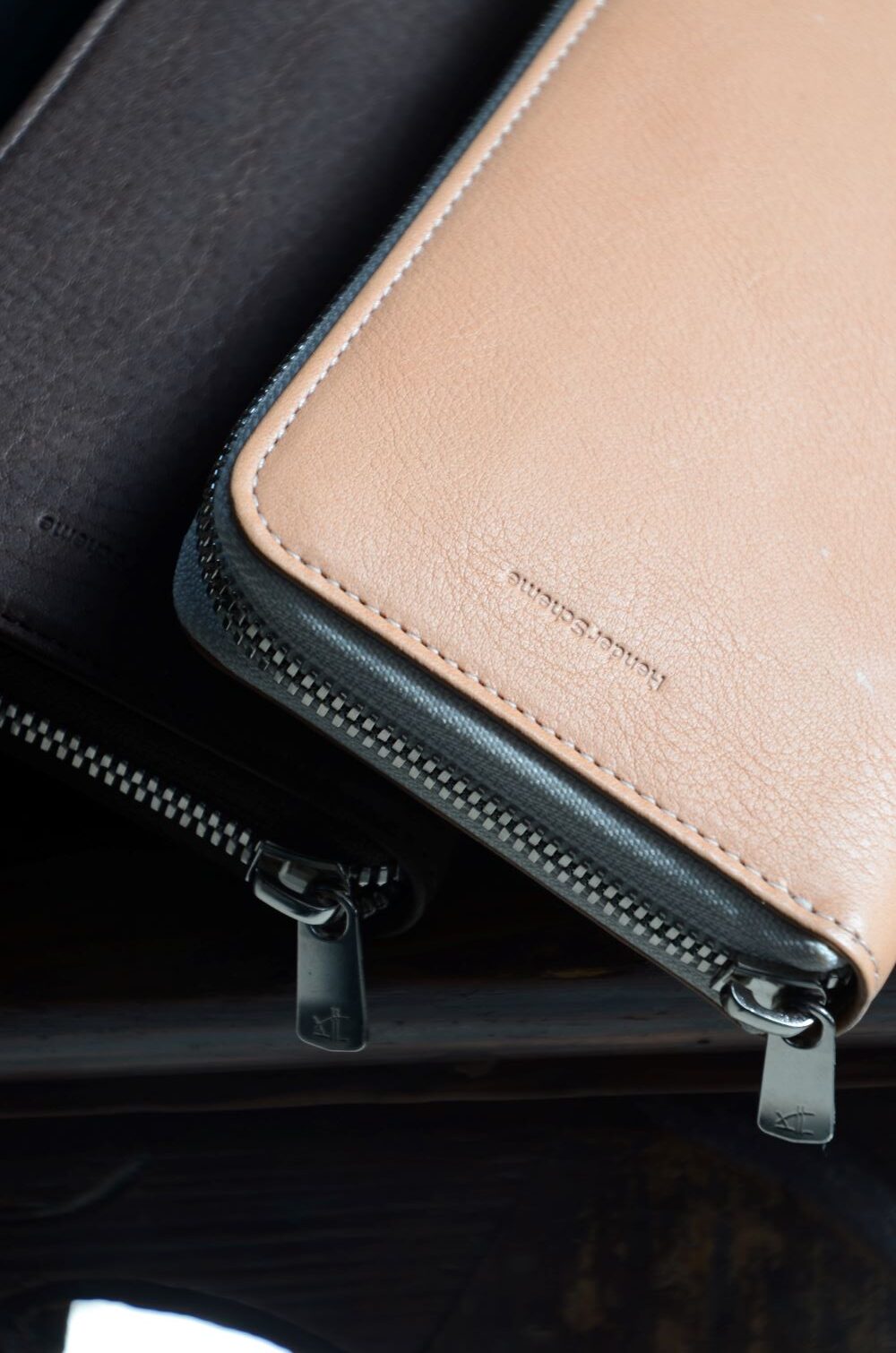 Hender Scheme エンダースキーマ “ long zip purse ”