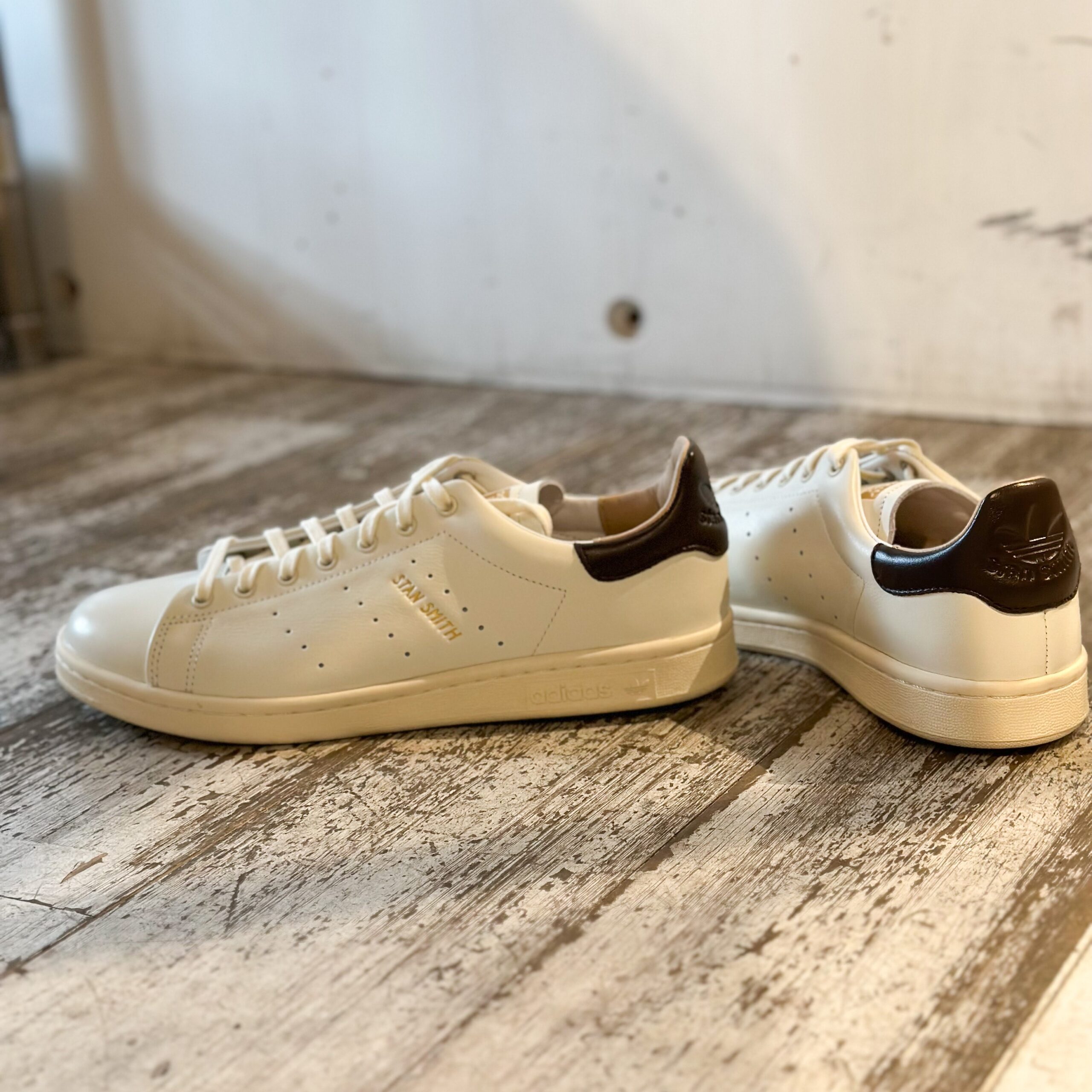 【adidas】－STAN SMITH LUX－