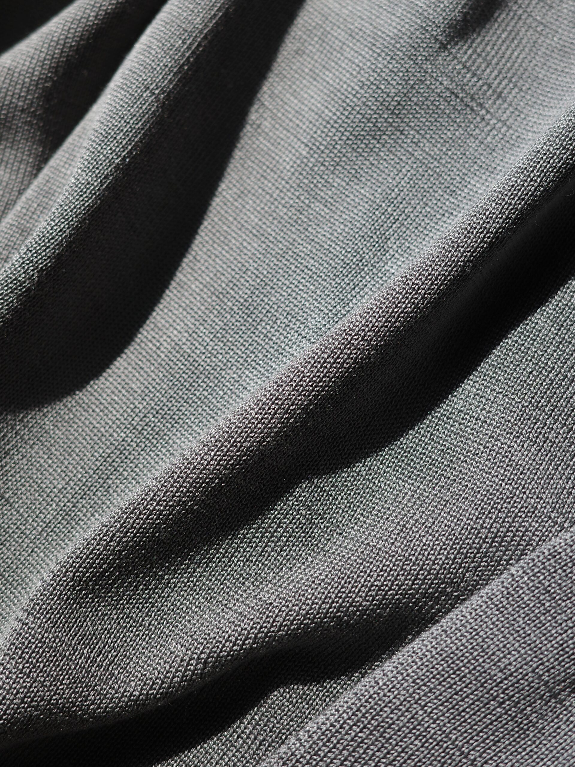 美品　RENCONTRANT シルク100% 半袖ニット Lサイズ 日本製】水洗い可能 シルク100％ 半袖ニットTシャツ – circlelabo