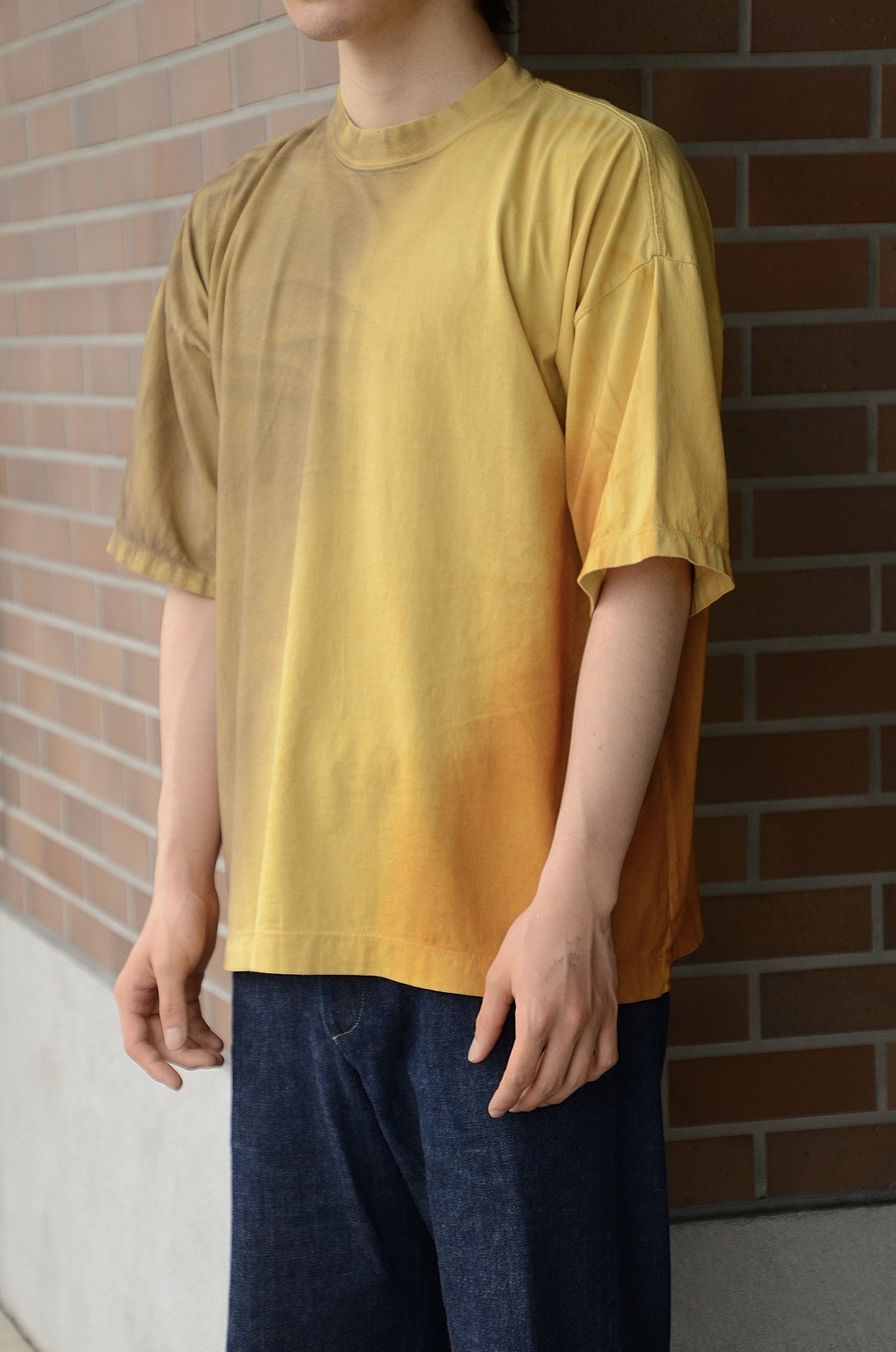 YOKE ヨーク SPRAY PRINTED T-SHIRT