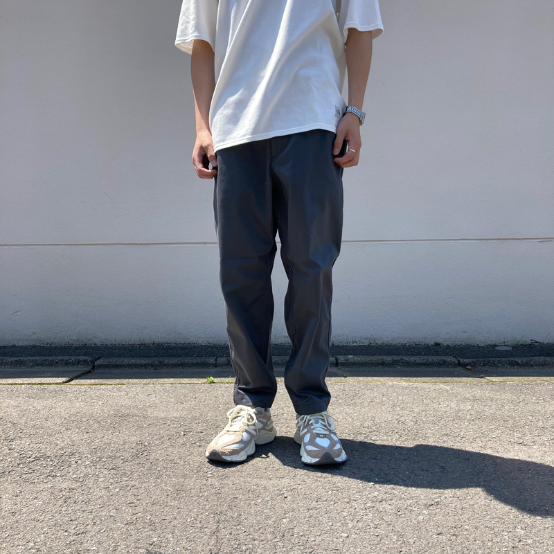 これ一本でスタイリングがきまるパンツ、Chino Wide Tapered