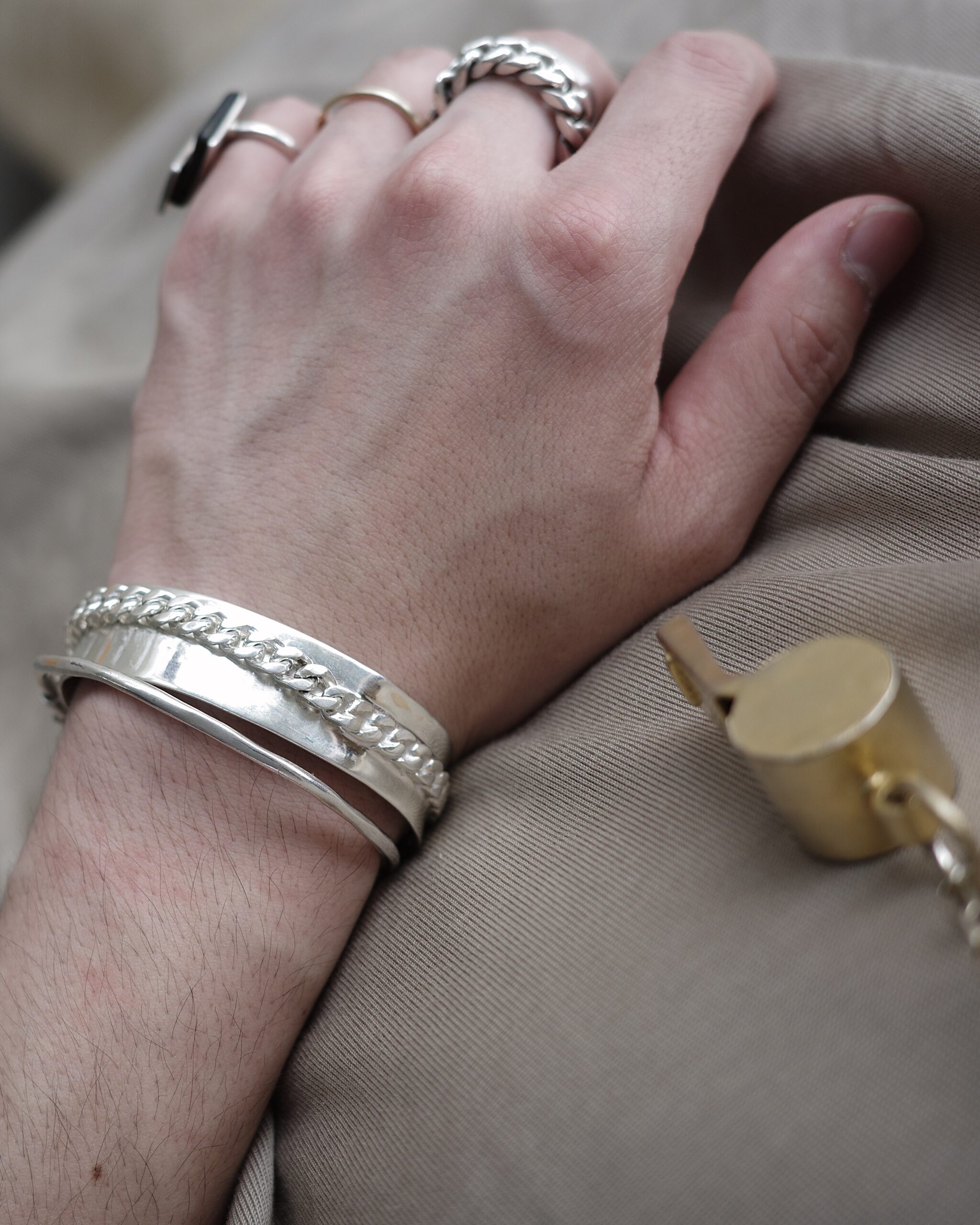 poda flowing combination bangle