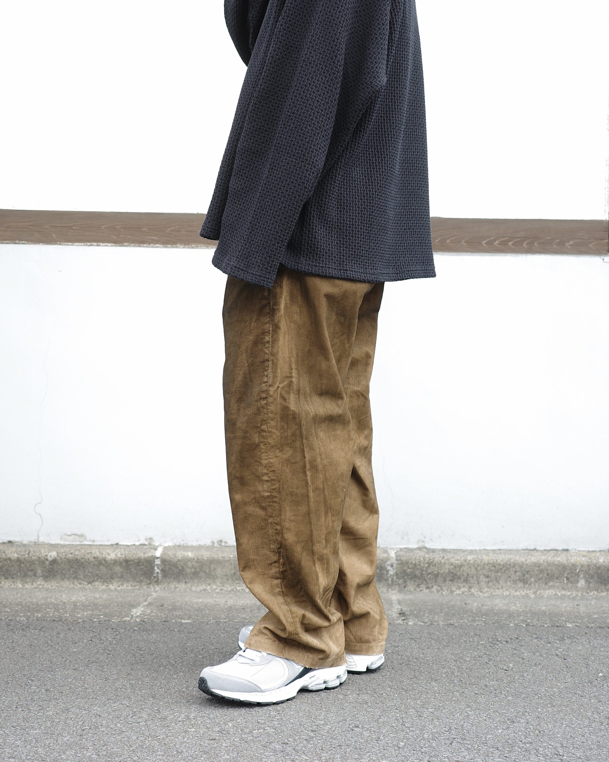 ANCELLM】CHAIN KNIT HI-NECK LS T-SHIRT・AGING CORDUROY PANTS 