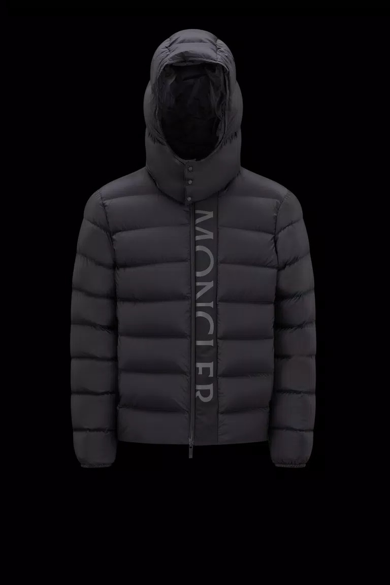 MONCLER モンクレール umeショートダウンジャケット