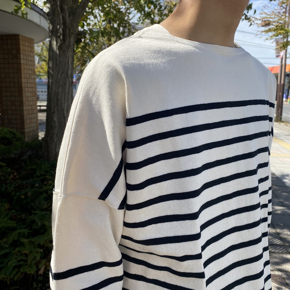 nonnative DWELLER BOAT NECK LS TEE COTTON JERSEY BORDER BLACK WHITE