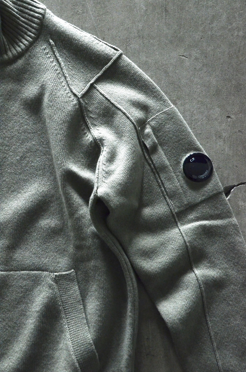 C.P. Company】シーピーカンパニーのニット | CIENTO BLOG
