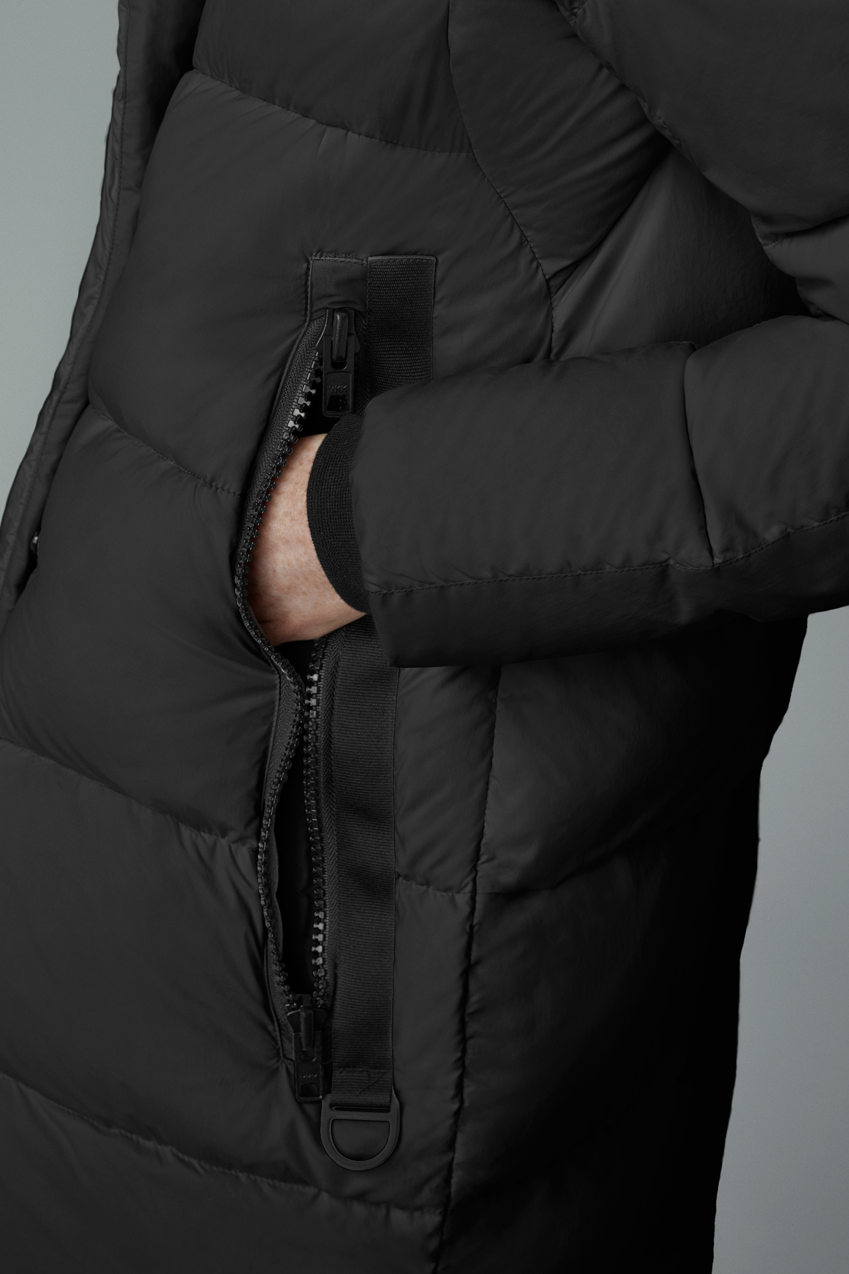 CANADAGOOSE】Byward Parka Black Label | CIENTO BLOG