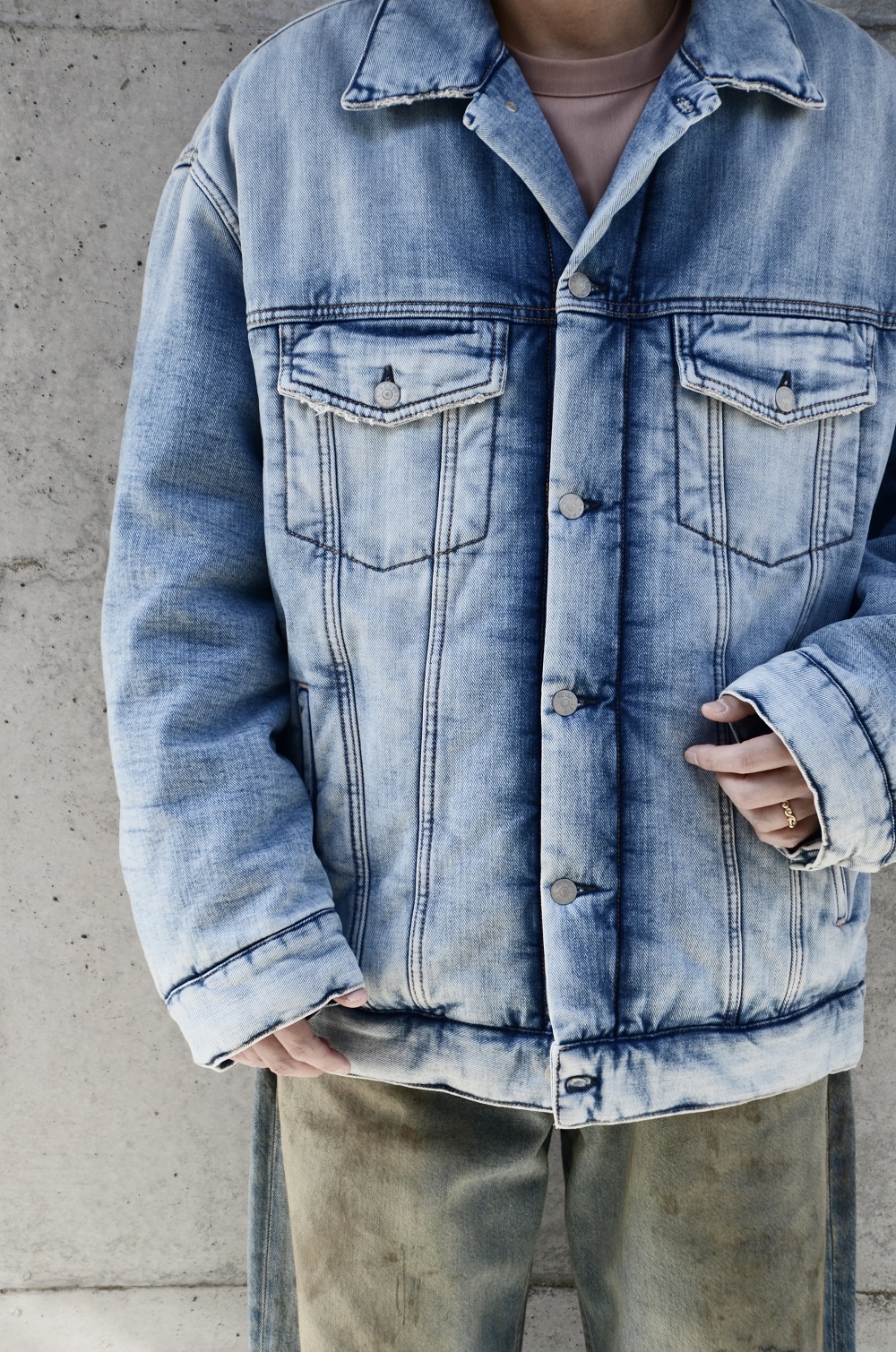 Acne Studios 22awパテッドツイード 特大値下げ中】Acne Studios 22awパテッドツイード - メルカリ