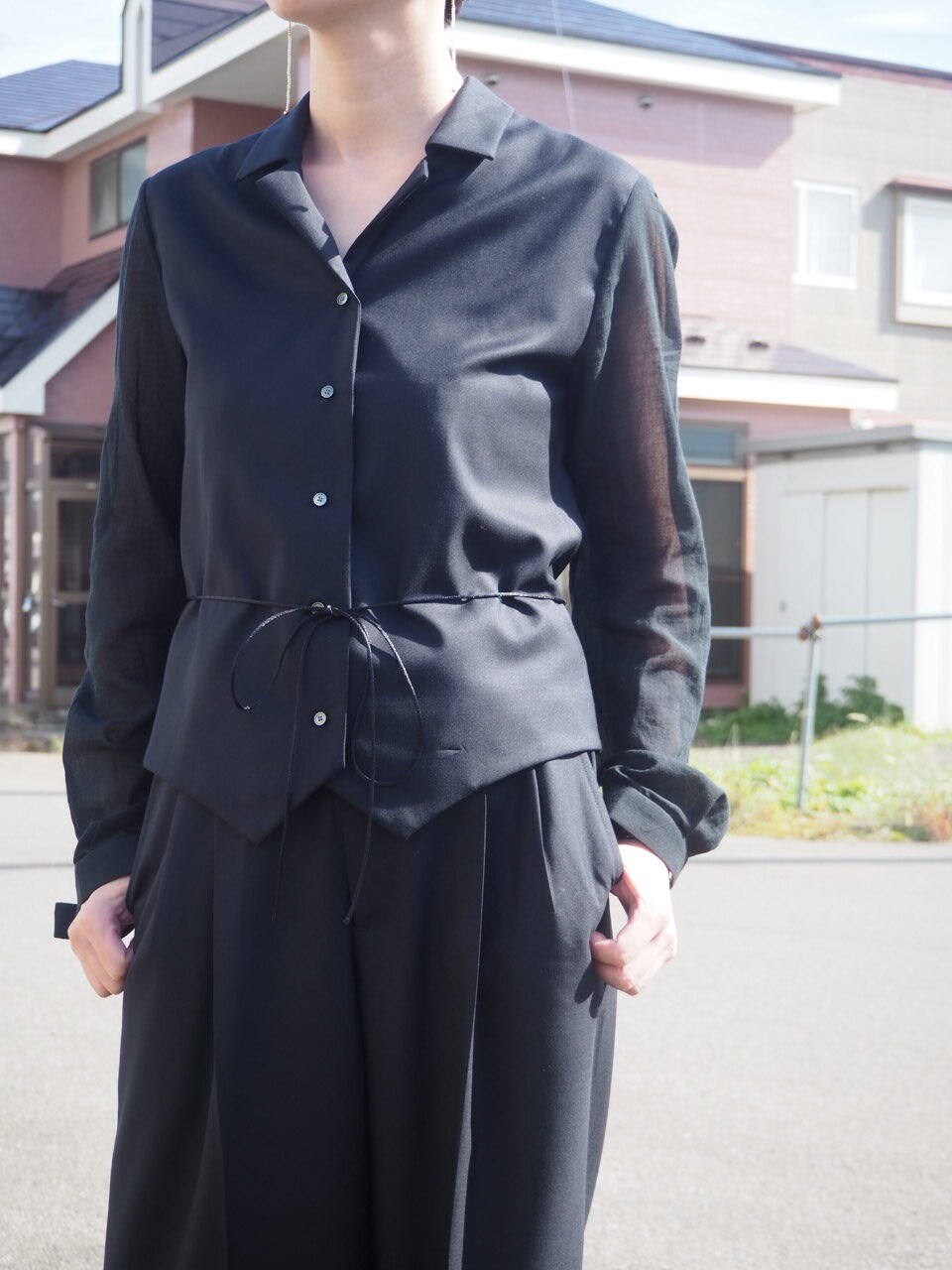 seya.】NOLSOY BLOUSE , TRAVEL PANTS , TORSHAVN COLLARLESS seya.】NOLSOY BLOUSE , TRAVEL PANTS , TORSHAVN COLLARLESS