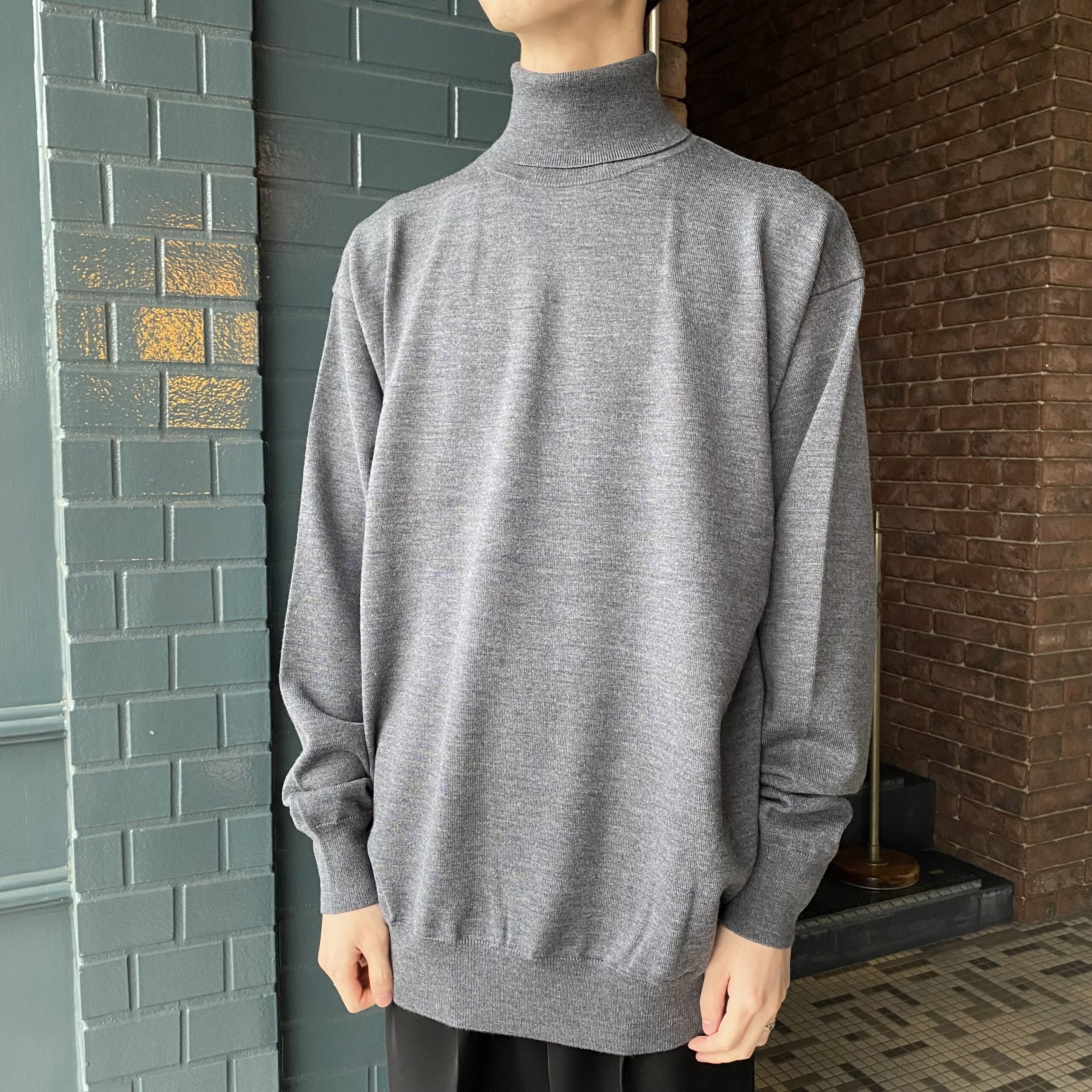 ヴィトゥエルヴ　長袖ニットグレー S セリーヌ CELINE CELINE ニット RY0GS423P 長袖 ウール （09GM/グレー