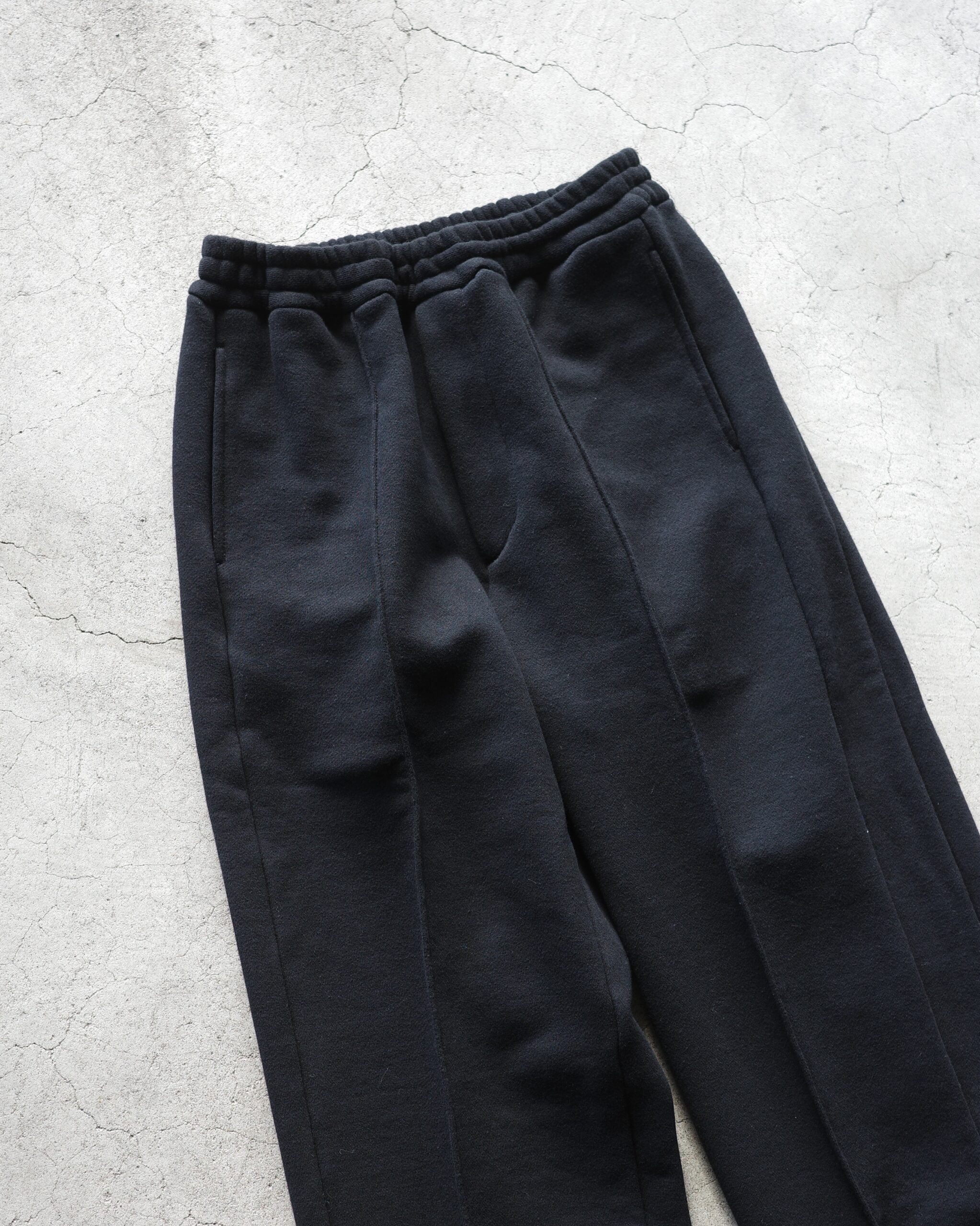 POLYPLOID】ポリプロイドのSIDE LINE PANTSを使ったコーディネート提案