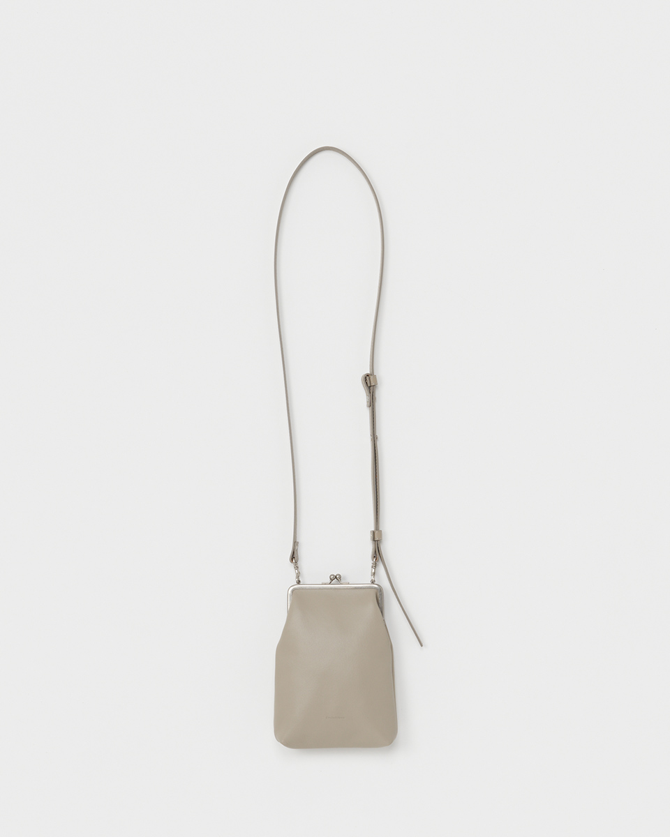 Hender Scheme】 新型の”neckstrap”と”cow snap pochette” | CIENTO BLOG