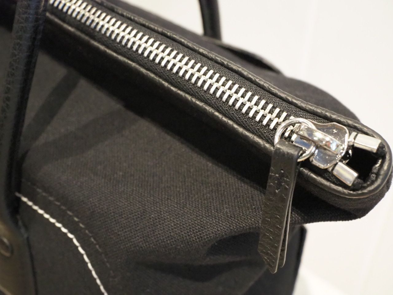 Maison Margiela】ラージサイズの「5AC」ショッピングバッグ | CIENTO BLOG