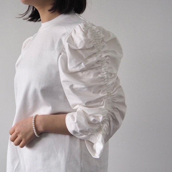 CINOH】 “REFINA ギャザースリーブT-SHIRT” | CIENTO BLOG