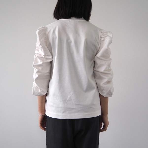 CINOH】 “REFINA ギャザースリーブT-SHIRT” | CIENTO BLOG