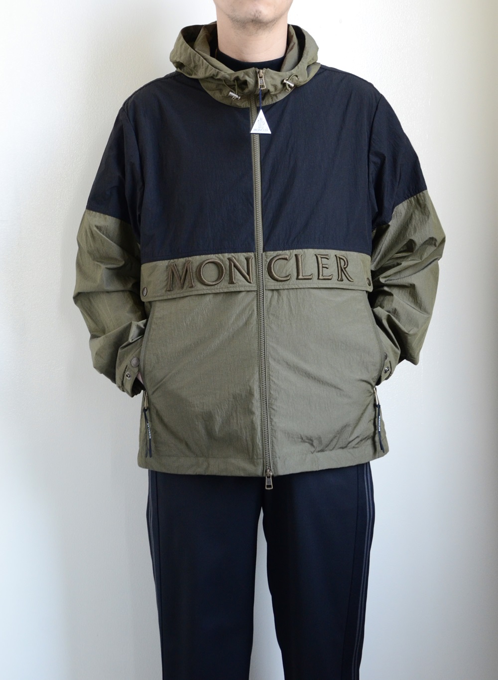 モンクレール JOLY GIUBBOTTO ナイロン マウンテンパーカー 4 Moncler 