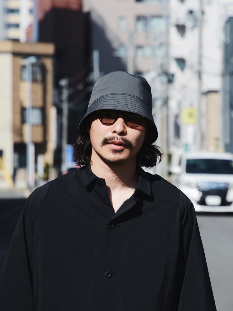 AP サイドバイザー モール付き AP-WVR-MA41-M 入数：1セット(4枚) イスズ D-MAX ピックアップトラック RG01 2020年〜