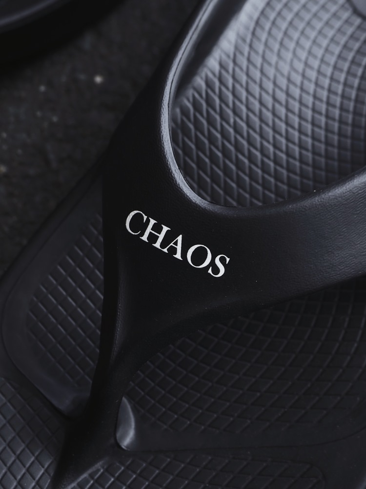 OOFOS×UNDERCOVER】近年話題のリカバリーサンダルをアンダー OOFOS×UNDERCOVER】近年話題のリカバリーサンダルをアンダー