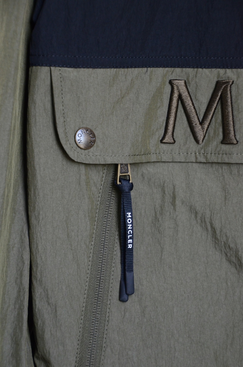 モンクレール　joly ナイロンジャケット　XL MONCLER - Joly jacket with logo embroidery – NEW TAKE FIVE