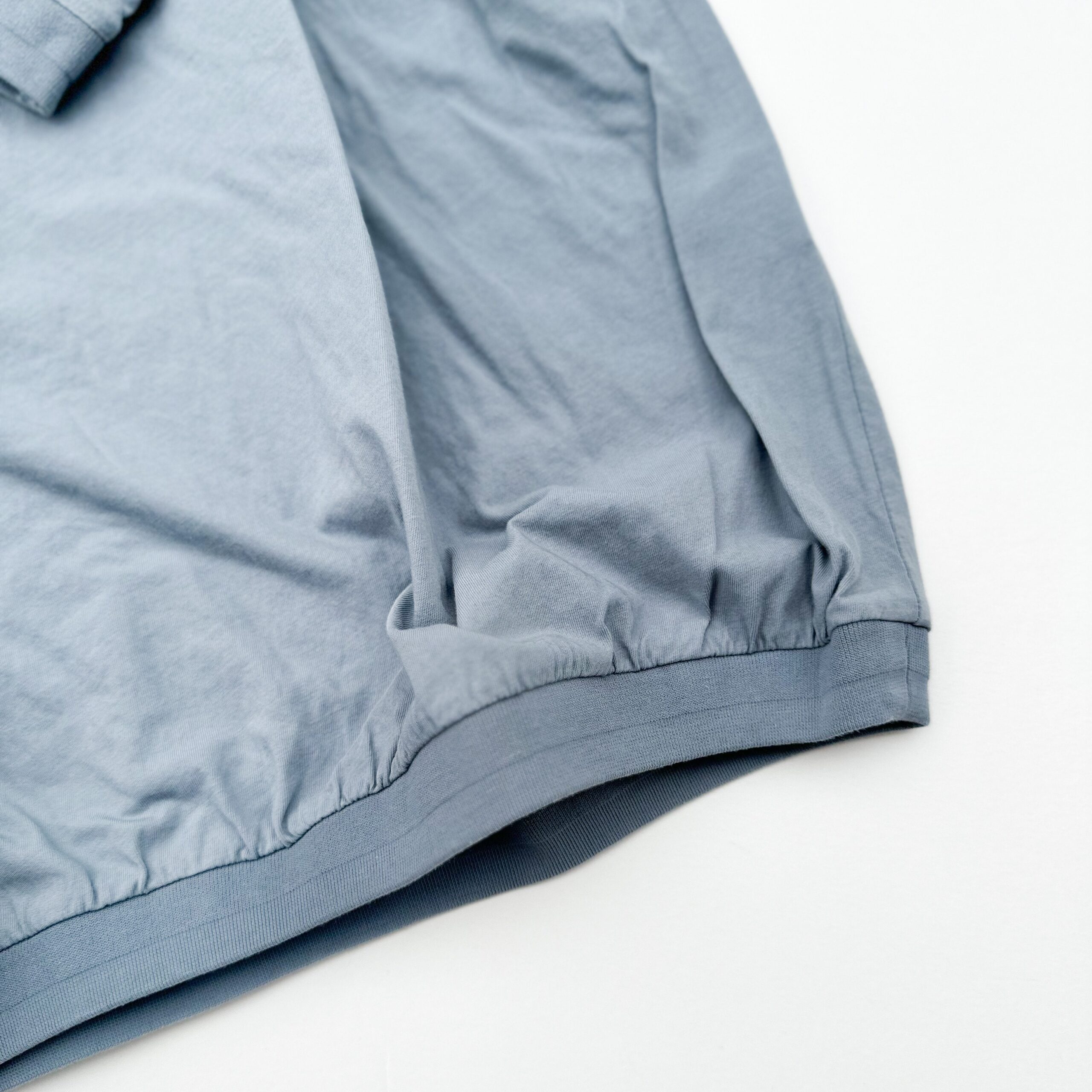 【未使用に近い】AUBERGE　オーベルジュ　NOTREDAME　Tシャツ　44 未使用に近い】AUBERGE オーベルジュ NOTREDAME Tシャツ 44 2025年最新