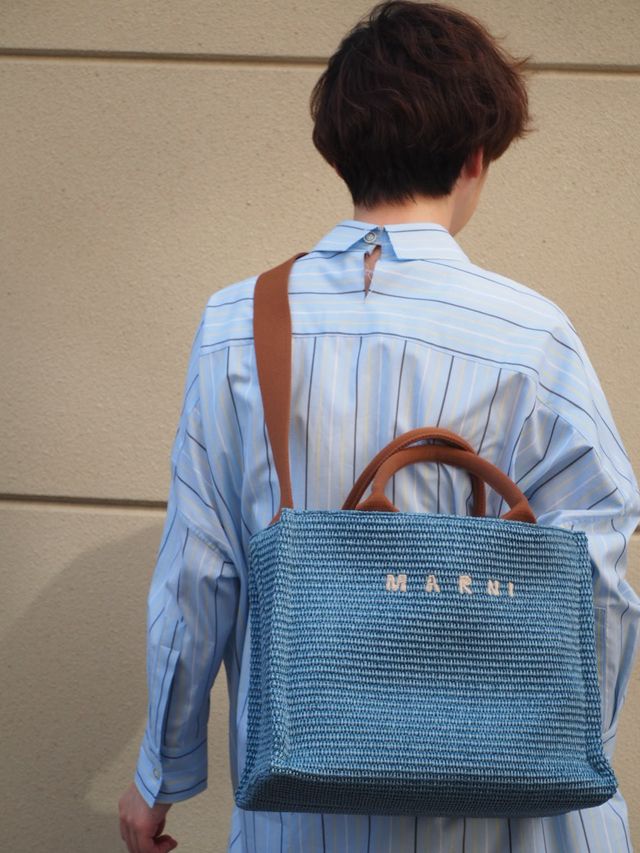 ★MARNI★ラフィアエフェクトミディアム Trunkaroo ビーチバッグ ブラック ストライプ柄ラフィアエフェクトミディアム Trunkaroo