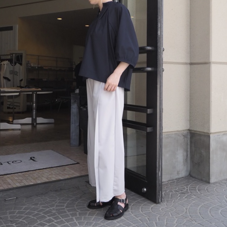 FLORENT】新着！軽い着心地なのに、きちんと感もあるVネック