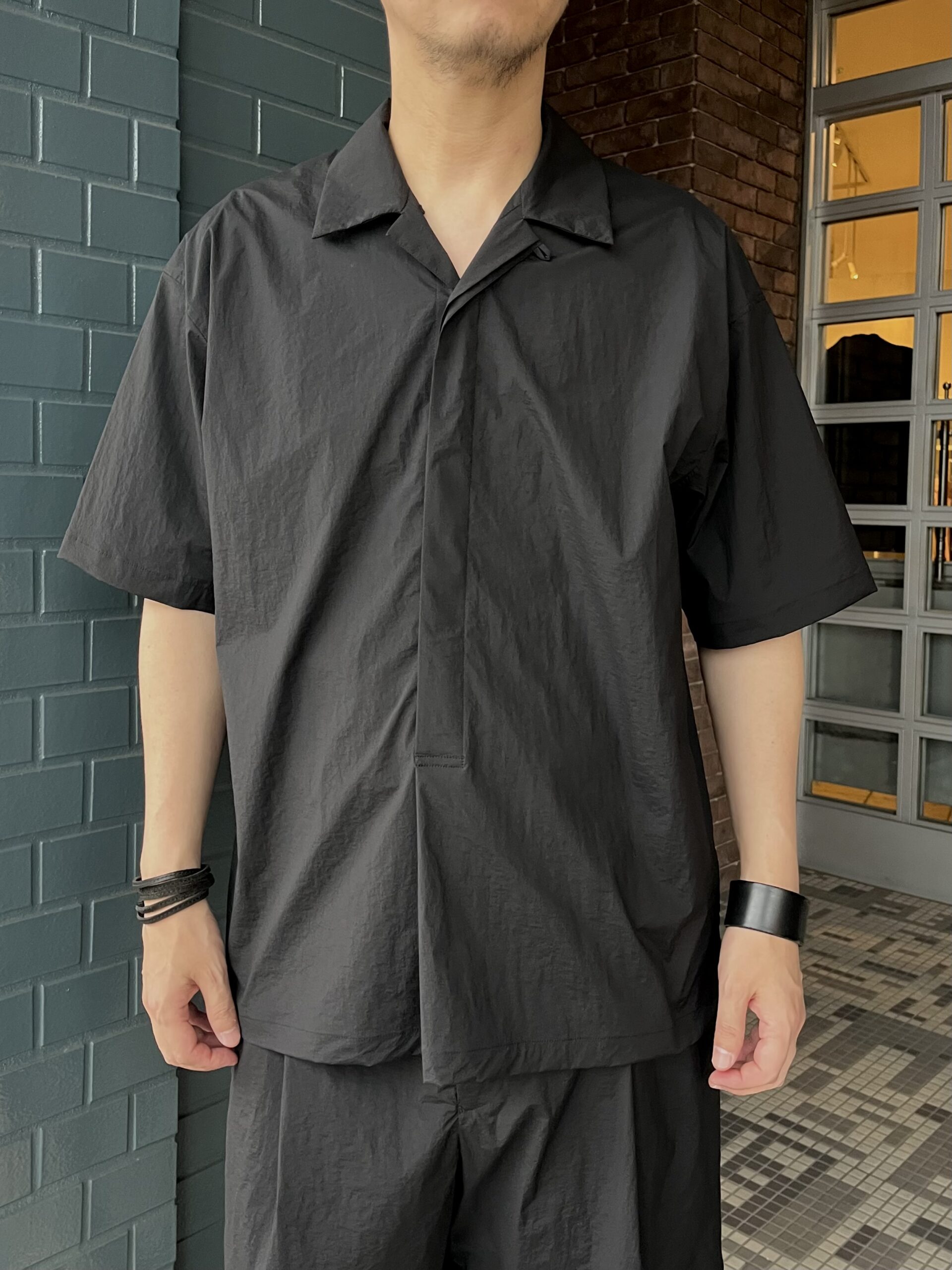 WEWILL】の劇的に軽いシャツ＆ショートパンツのセットアップ
