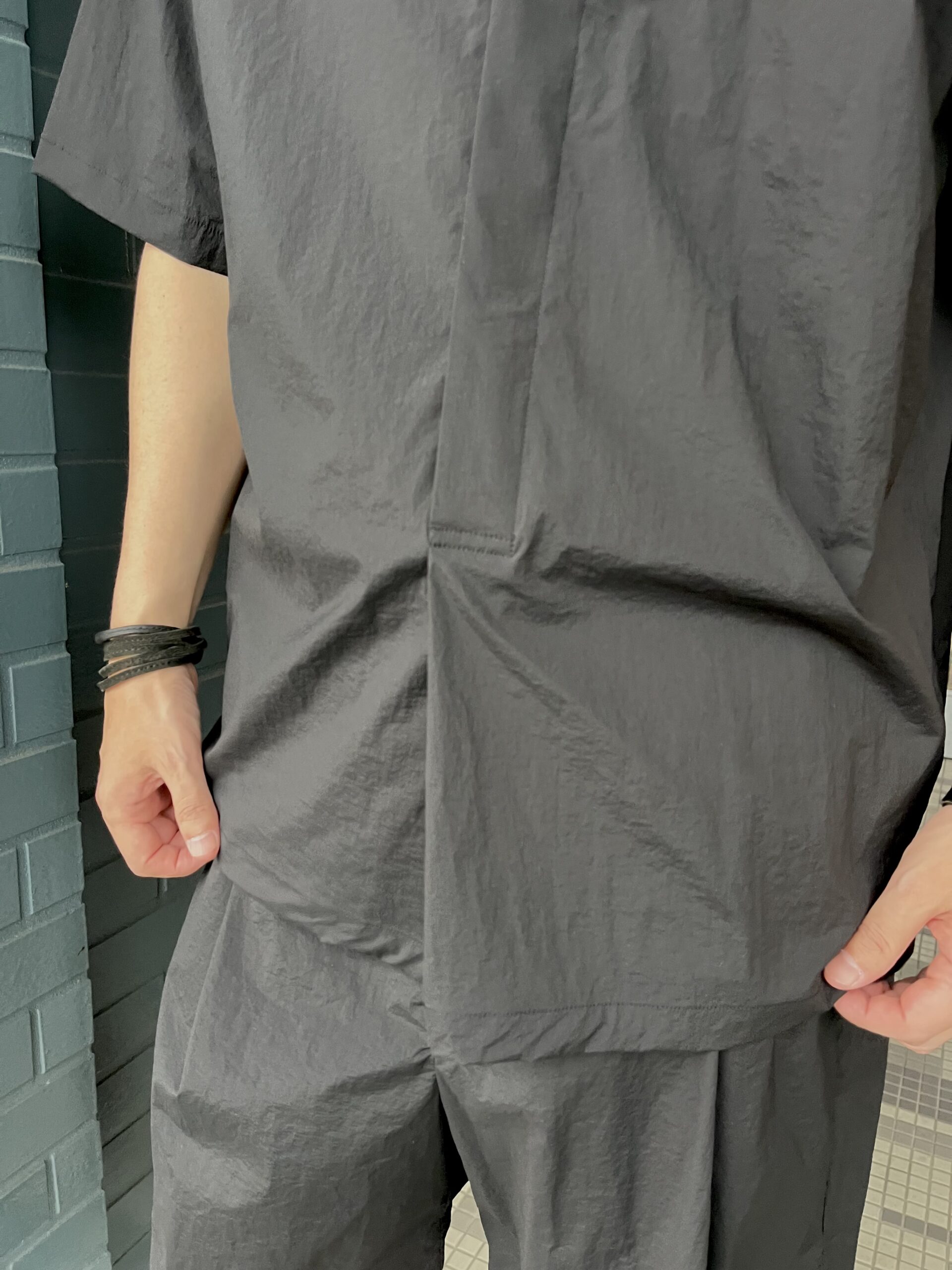 WEWILL】の劇的に軽いシャツ＆ショートパンツのセットアップ