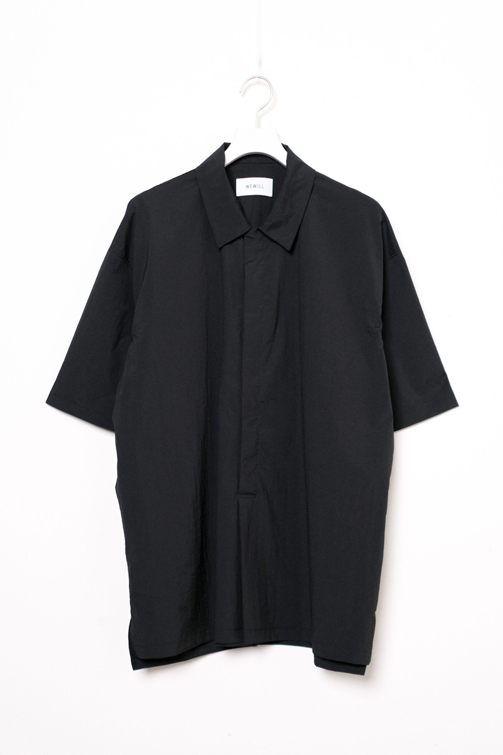 WEWILL】の劇的に軽いシャツ＆ショートパンツのセットアップ