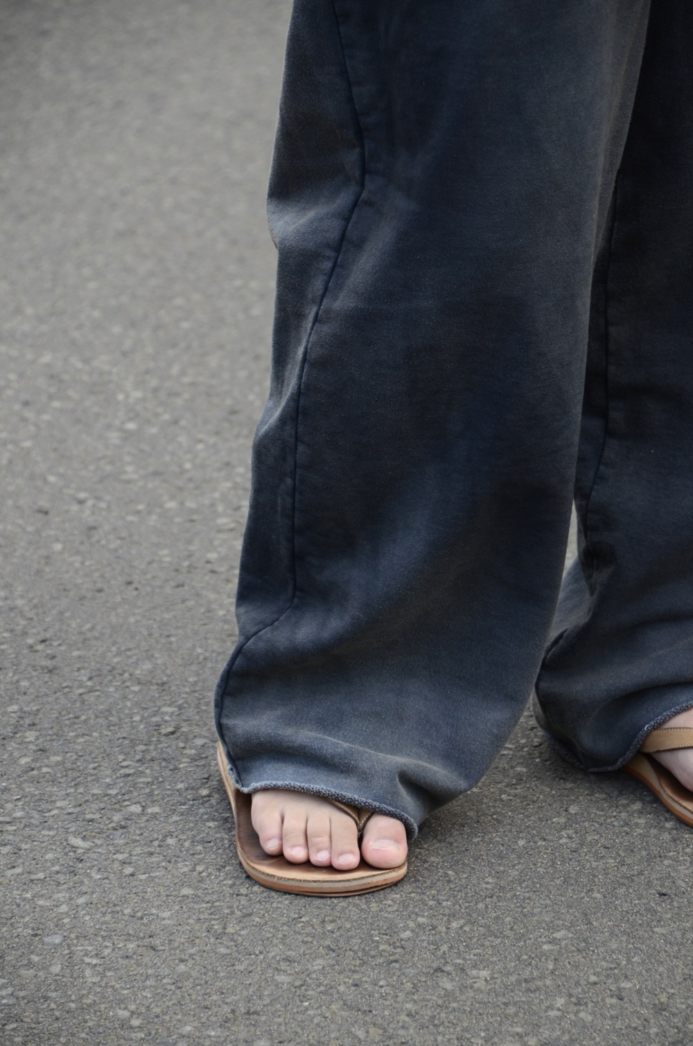 ANCELLM】定番スウェットのNEWカラー | CIENTO BLOG ANCELLM】定番スウェットのNEWカラー | CIENTO BLOG