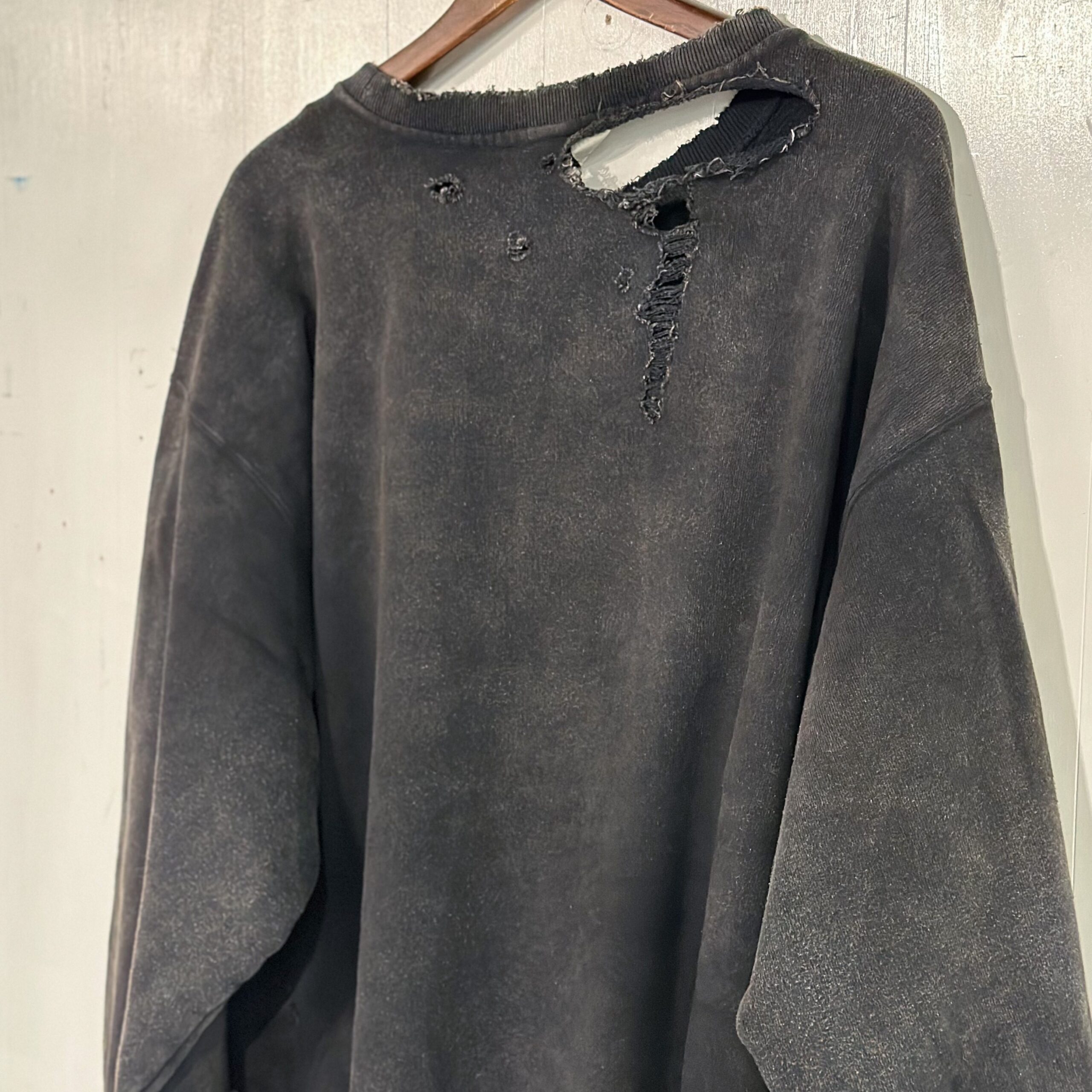 ANCELLM】”CRASH UNEVEN OVER SWEAT SHIRT” | CIENTO BLOG