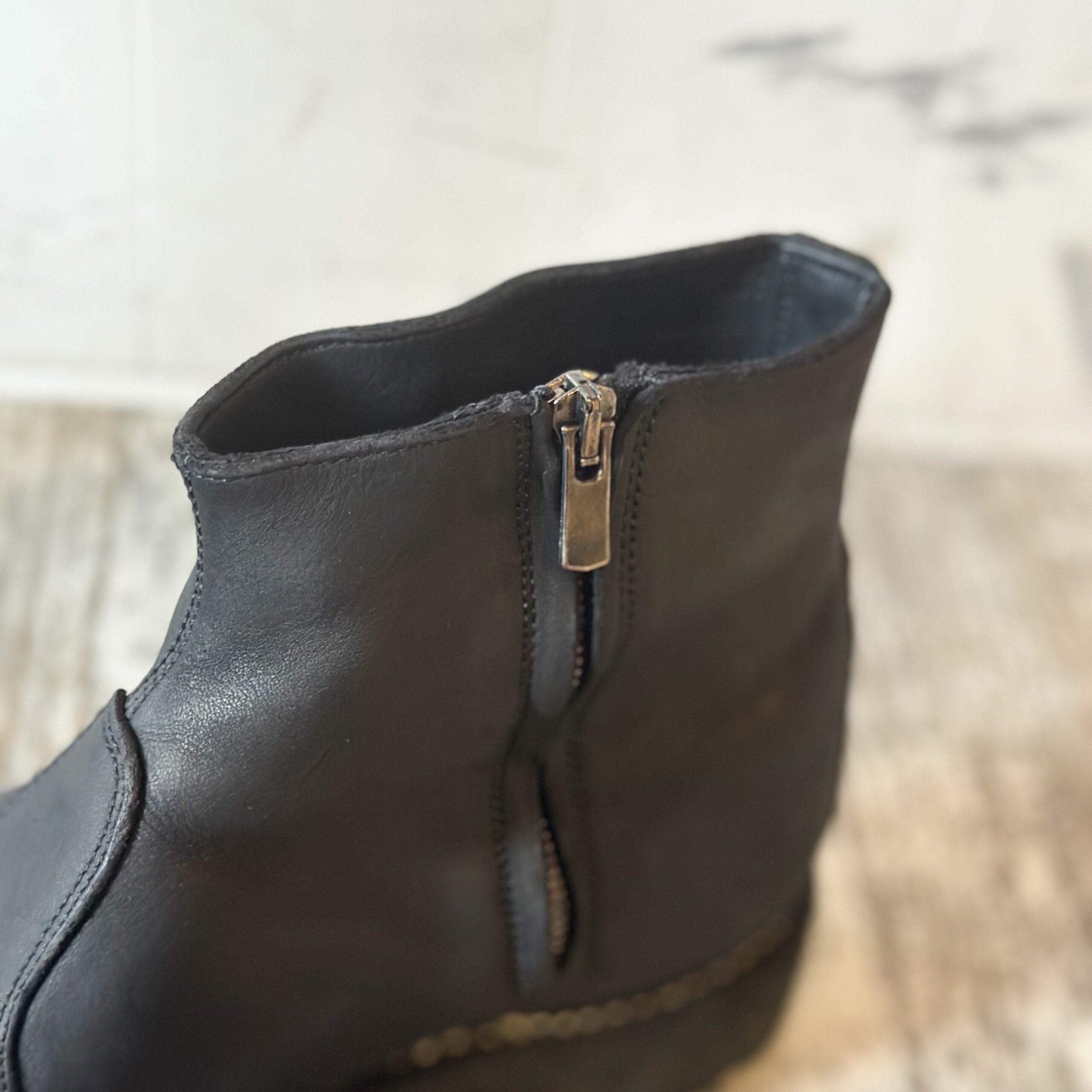 REPRODUCTION OF FOUND】”ITALIAN MILITARY OFFICER” | CIENTO BLOG