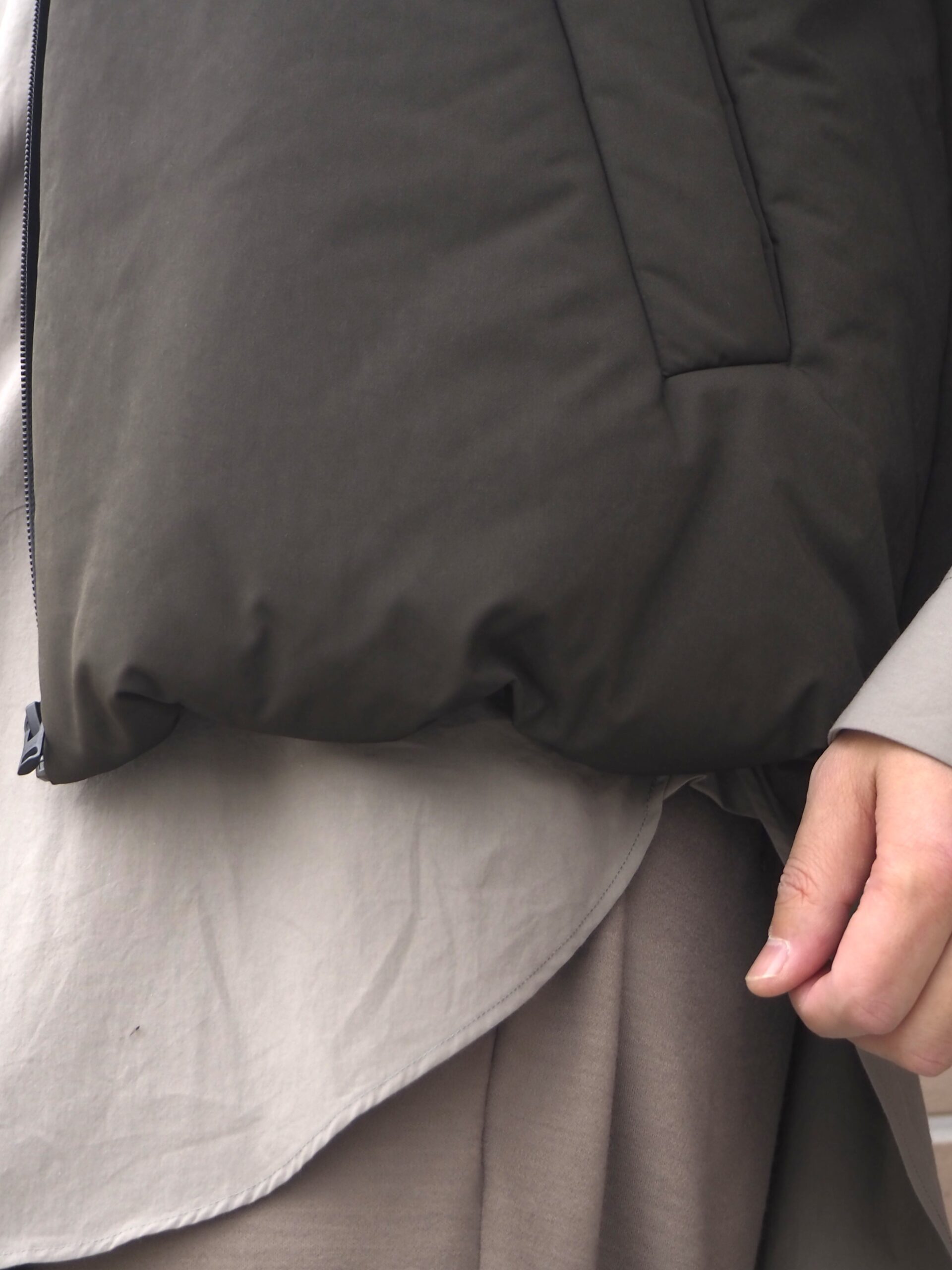 WEWILL SOLID PUFFER VEST ウィーウィル ベスト KHAKI f