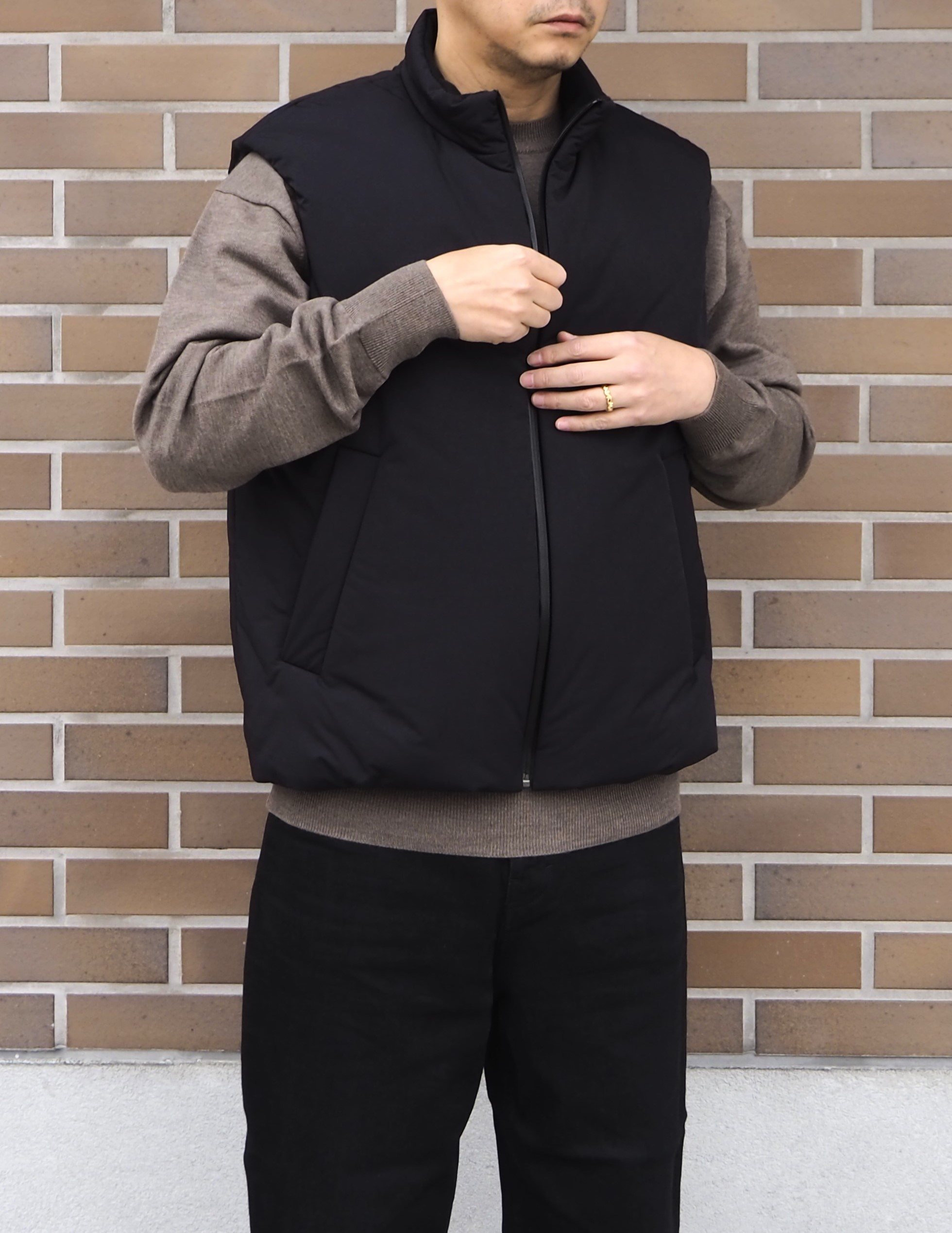 WEWILL SOLID PUFFER VEST ウィーウィル ベスト black a