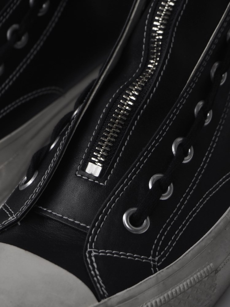 nonnative】今季のセンタージップは初の”レザー(表革)”です nonnative】今季のセンタージップは初の”レザー(表革)”です
