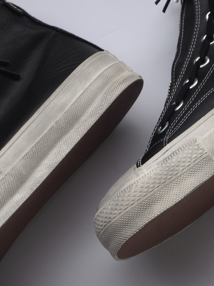 nonnative】今季のセンタージップは初の”レザー(表革)”です